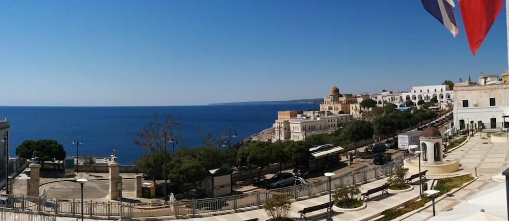 Grand Hotel Mediterraneo Santa Cesarea Terme Exterior photo